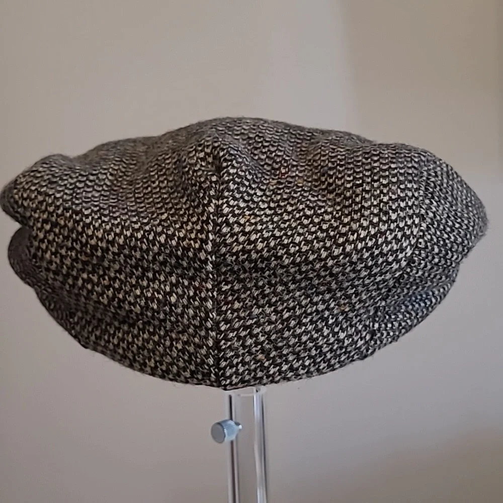 Lake Of The Isles Wool Newsboy Slim Hat Fur Earflaps Mens M Snap Brim Black Gray